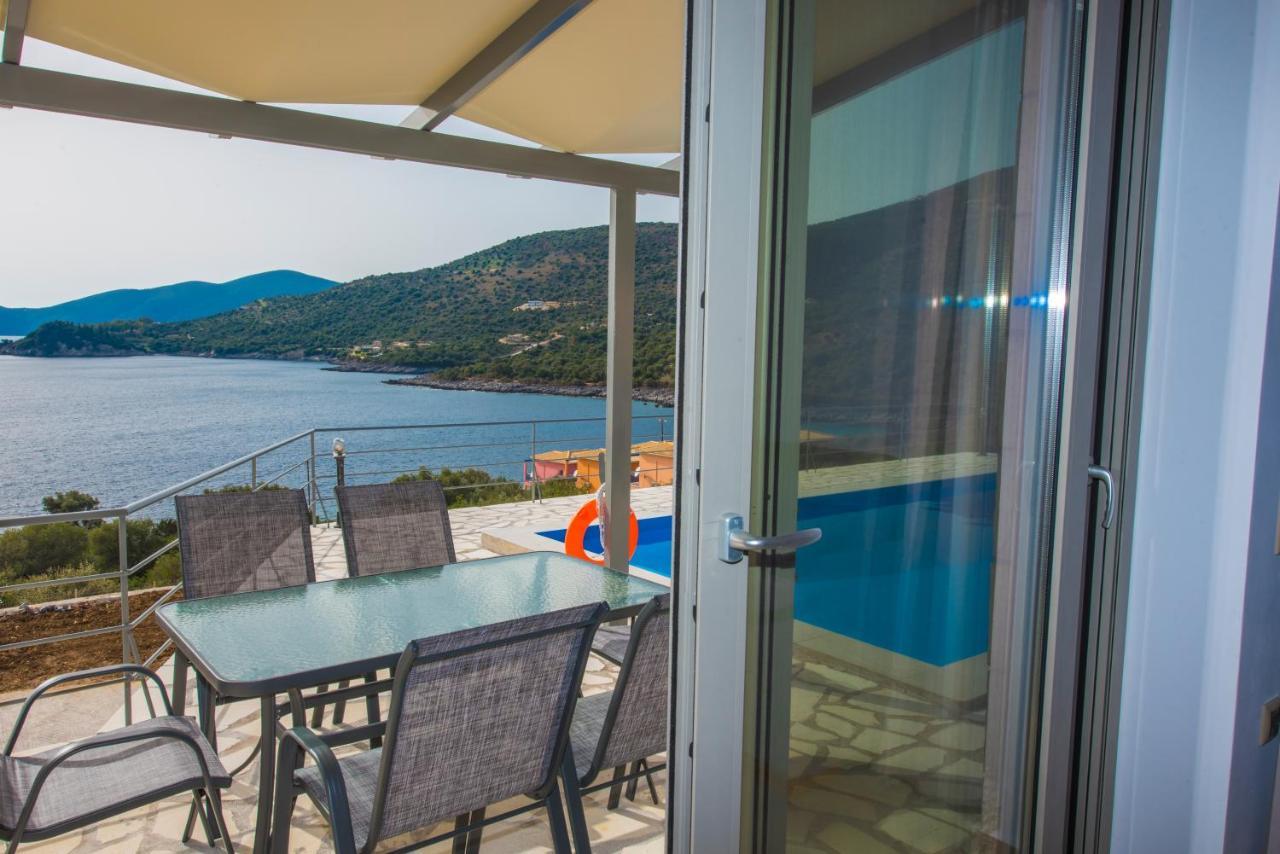 Amousso Bay Villas Marantochori Luaran gambar